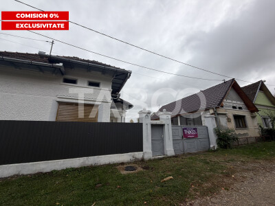 Casa cu potential de investite 8 camere 392 mpu teren 5724 m Gura Vaii