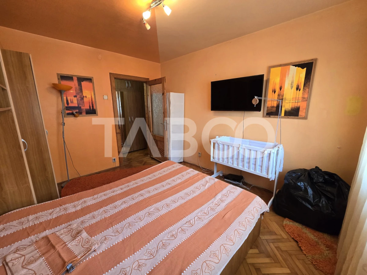 Apartament decomandat de vanzare etaj intermediar lift Vasile Aaron - 5