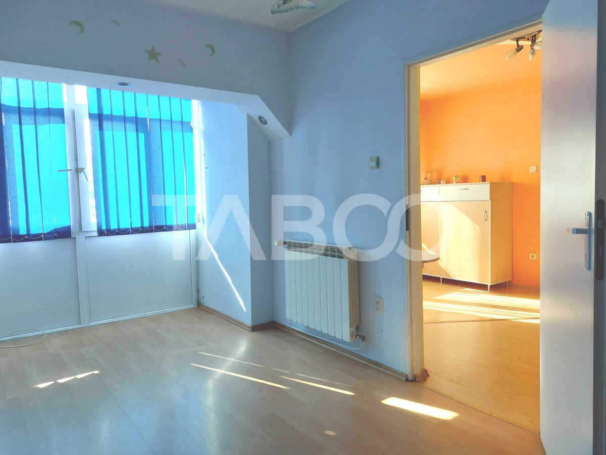 Pret Avantajos-Apartament 50 mpu 2 camere etaj 3 pivnita Cisnadie - 8