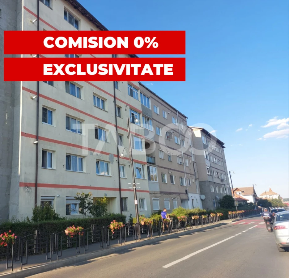 Pret Avantajos-Apartament 50 mpu 2 camere etaj 3 pivnita Cisnadie - 1
