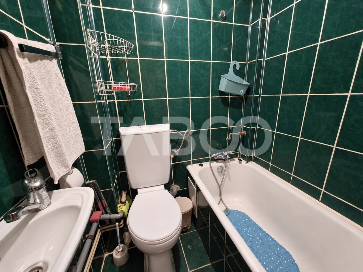 Apartament 3 camere de vanzare etaj intermediar Sibiu -chirias activ - 7