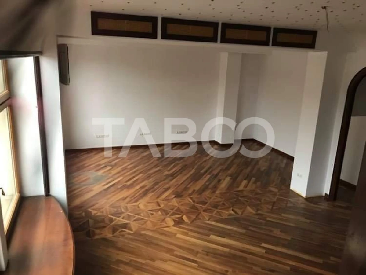 Spatiu de birouri decomandat 4 incaperi generoase zona Terezian Sibiu - 1