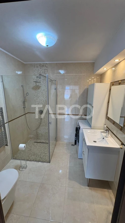 Apartament spatios de inchiriat 110 mpu in zona Strand - 5