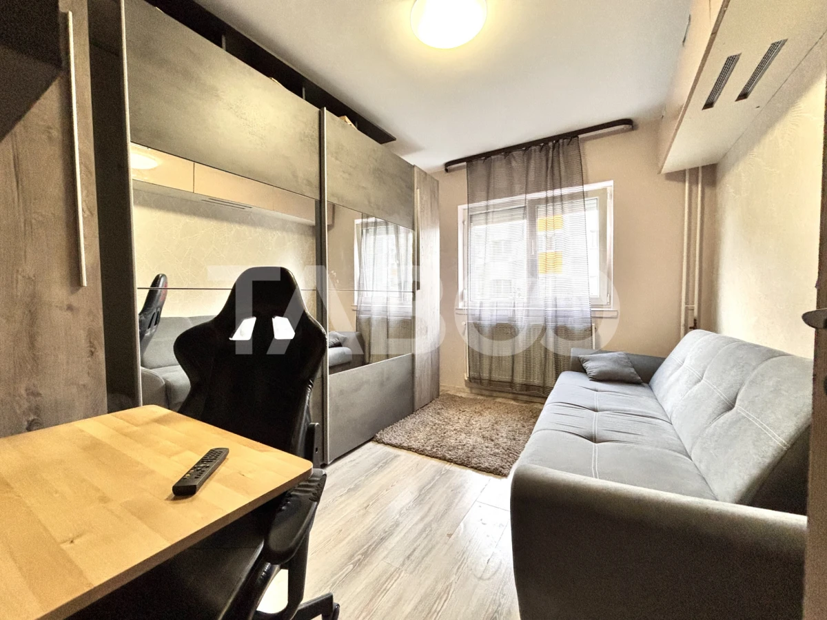 Apartament cu 3 camere de vanzare in cartierul Intre Lacuri - 2