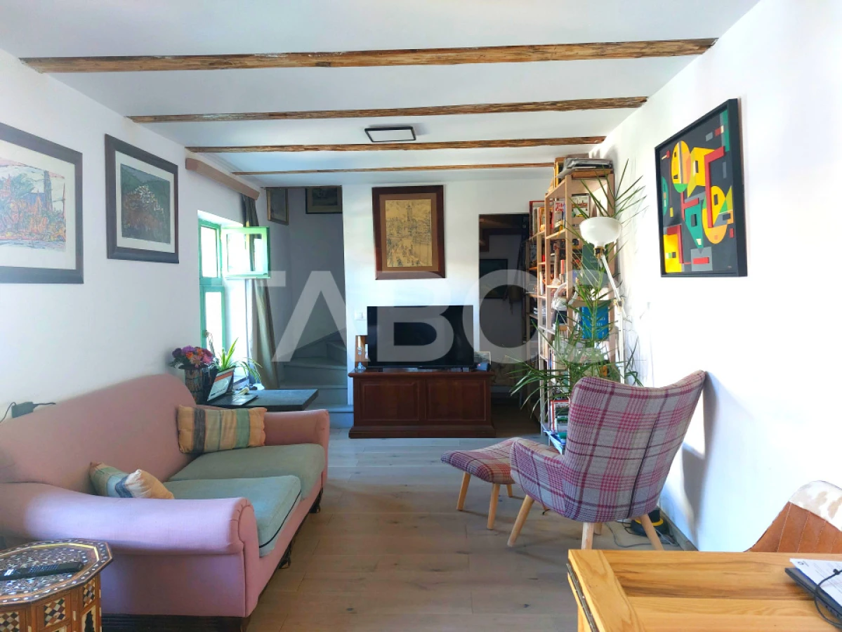 Casa de vanzare 3 camere 2 bucatarii 3 bai teren 340 mp Cisnadie - 3