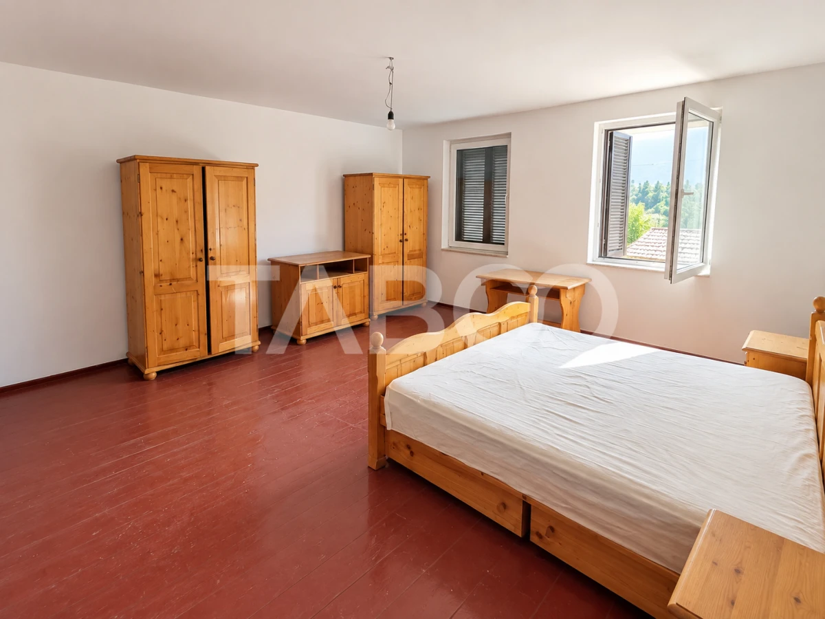 Casa individuala cu 3 camere in localitatea Cisnadioara din Sibiu - 1