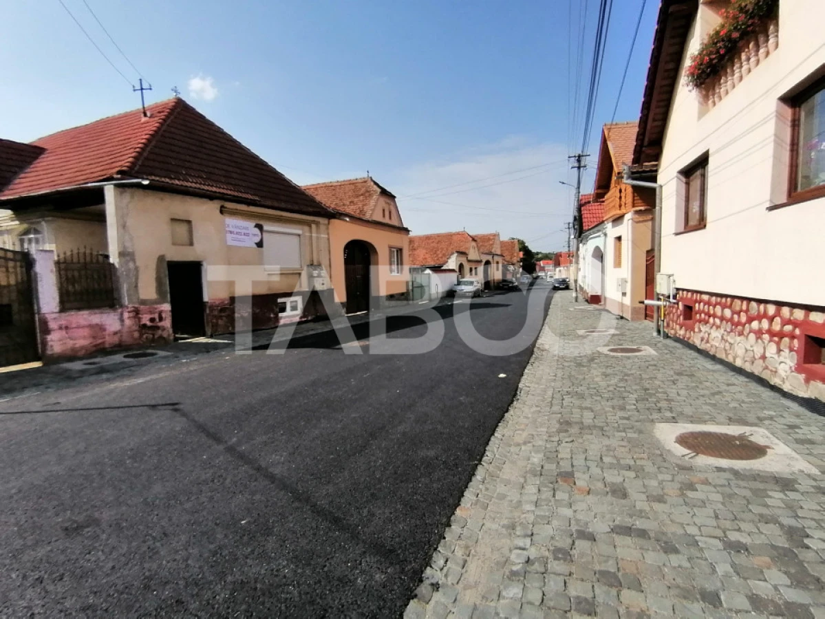 Comision 0% Casa de vanzare 4 camere 2 bai teren 266 mp Saliste Sibiu - 3