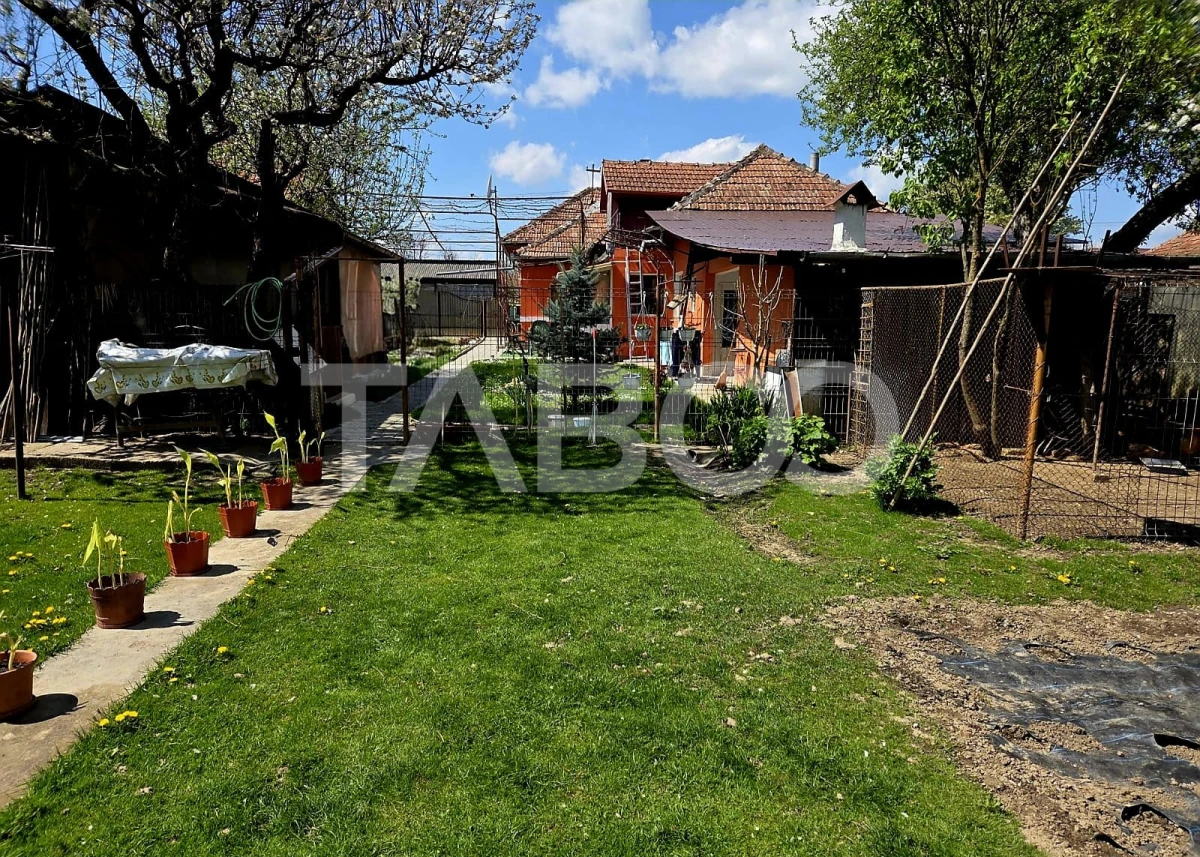 Casa individuala de vanzare 3 camere curte si gradina Beclean - 4