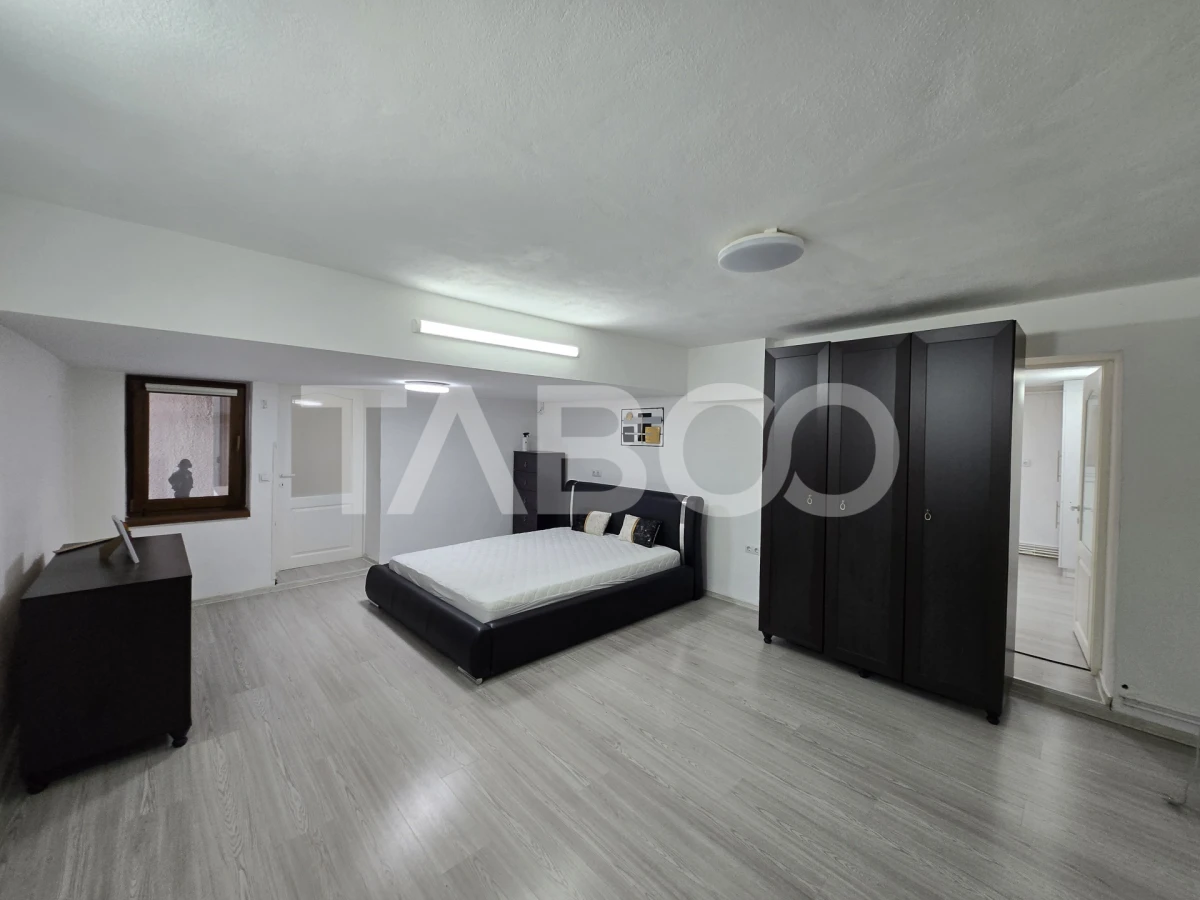 Apartament 3 camere de inchiriat 75mp 2 dormitoare zona Central Sibiu - 1