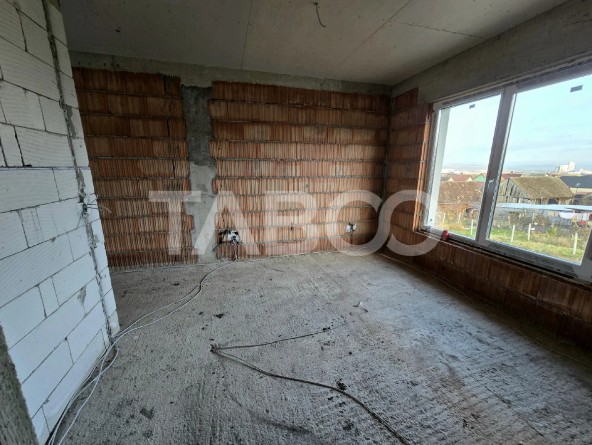 Casa tip duplex de vanzare 120 utili teren 300 mp Sura Mica Sibiu - 9