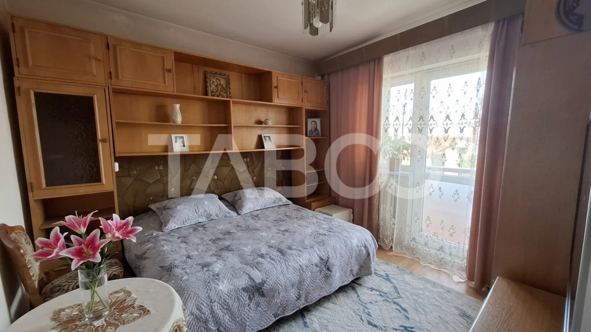 Apartament 4 camere 81 mpu 2 bai 3 balcoane 1 terasa Turnisor Sibiu - 3