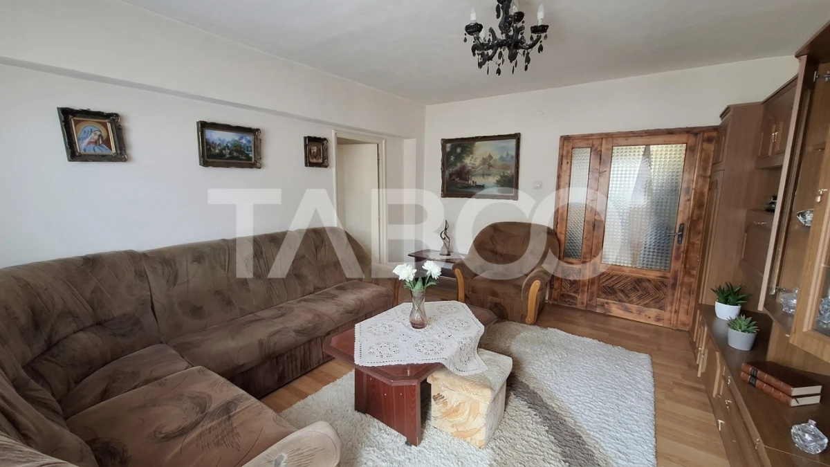 Apartament 4 camere 81 mpu 2 bai 3 balcoane 1 terasa Turnisor Sibiu - 2