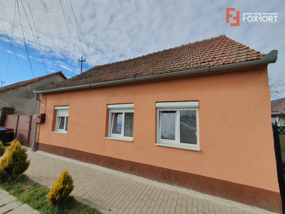 Casa de vanzare cu 3 camere | Necesita renovare - Deta - 5