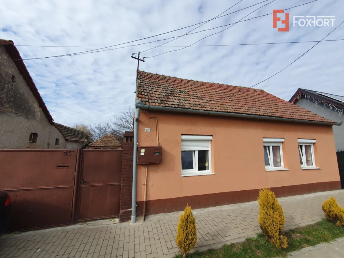 Casa de vanzare cu 3 camere | Necesita renovare - Deta - 4