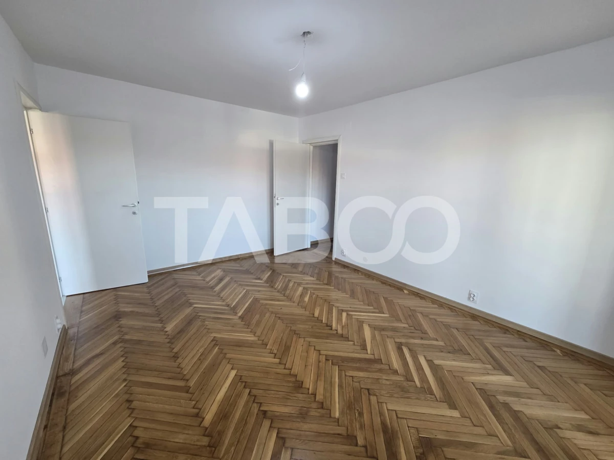 Apartament 70 mp semidecomandat 3 camere balcon 6 mp Bulevardul Unirii - 3
