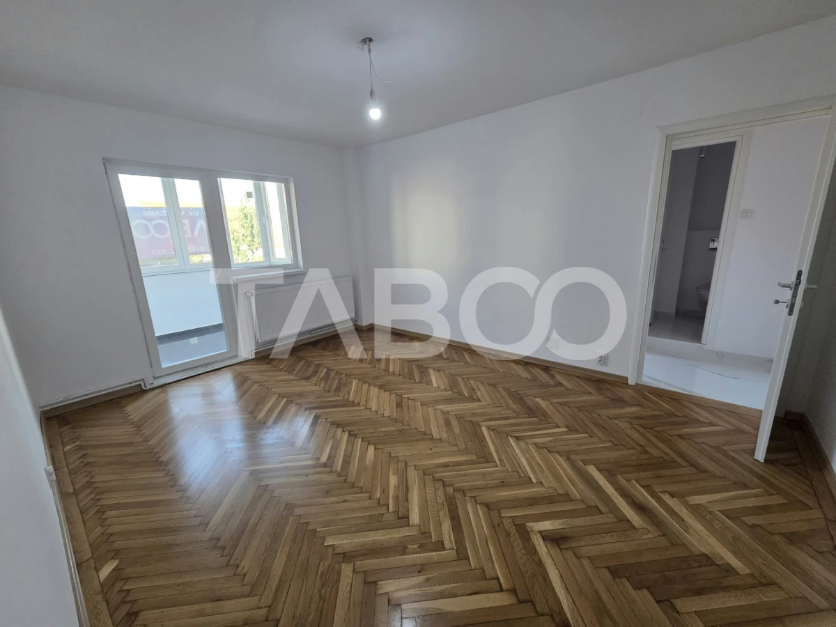 Apartament 70 mp semidecomandat 3 camere balcon 6 mp Bulevardul Unirii - 2