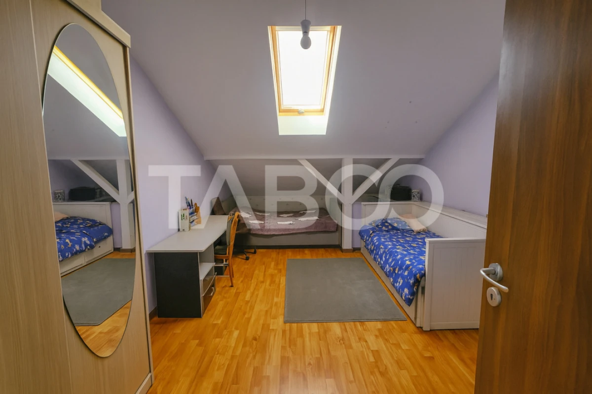 Apartament cu 3 camere spatioase de vanzare in Selimbar - 100 mp utili - 8