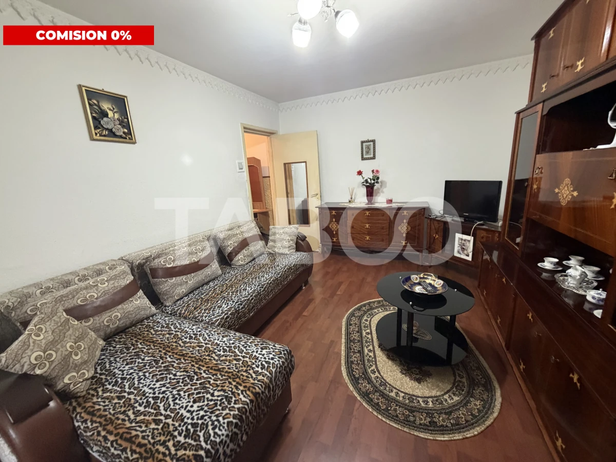 Apartament decomandat 2 camere parter boxa la subsol zona 1 Decembrie - 2