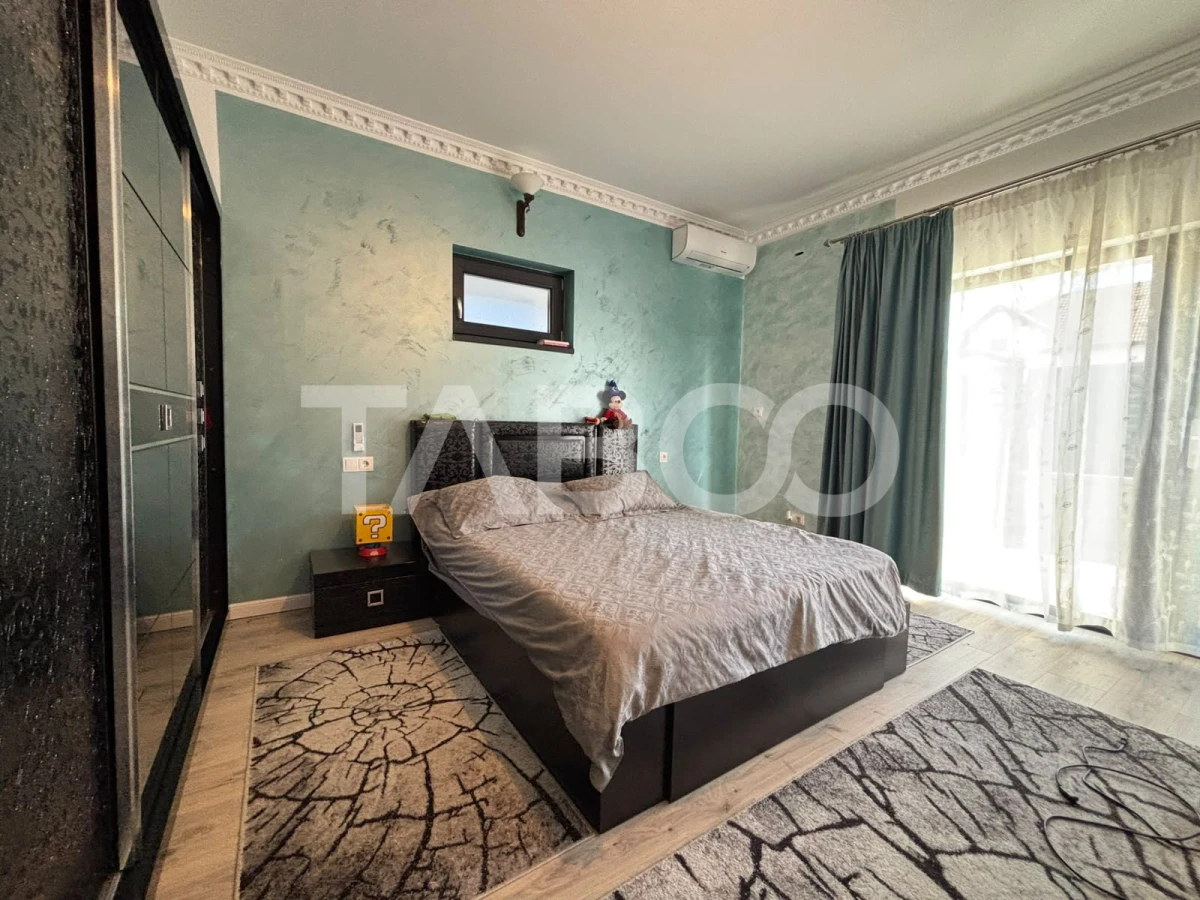 Casa individuala de vanzare cu front de 27 ml Pictor Brana Selimbar - 7