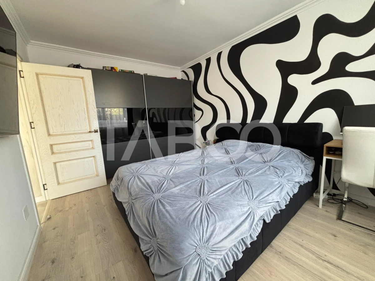 Casa individuala de vanzare cu front de 27 ml Pictor Brana Selimbar - 3