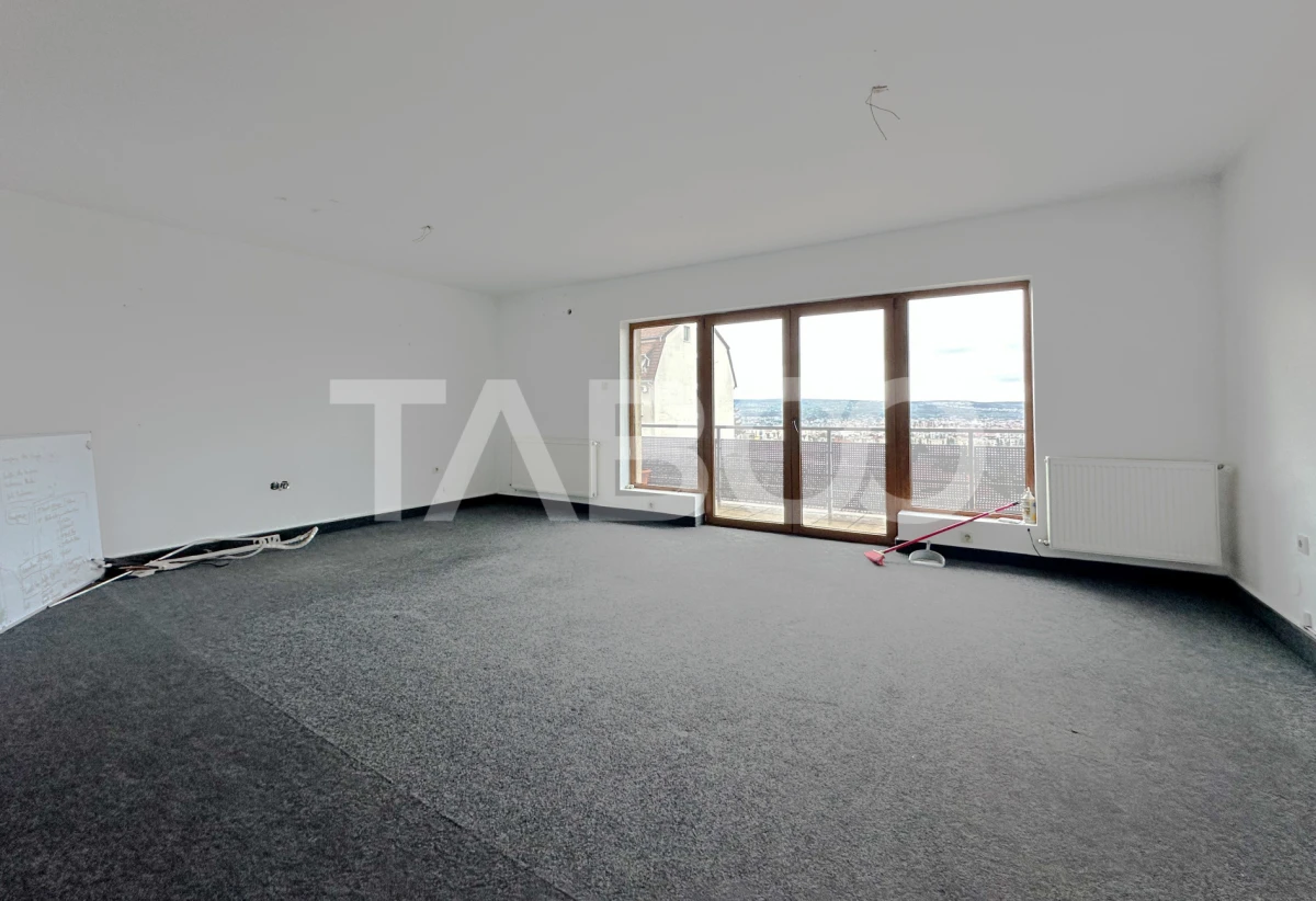 Apartament 4 camere de vanzare panorama in Andrei Muresan - 1