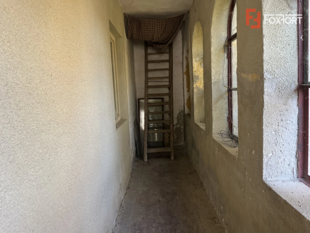 COMISION 0 % Paru - Lugoj, Casa cu 8 camere, teren 1150 mp - 8